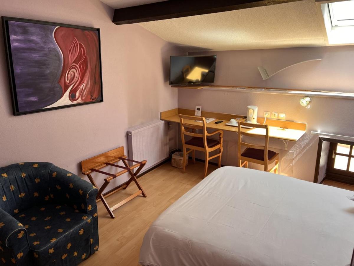 Hostellerie Au Rendez-Vous Des Amis Chaumont  Exterior foto